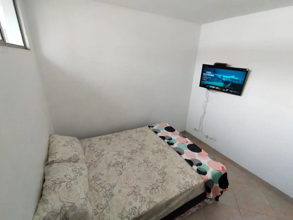 La 70 Medellin, Apartaestudio. Apartment 0*, Medellin Colombia